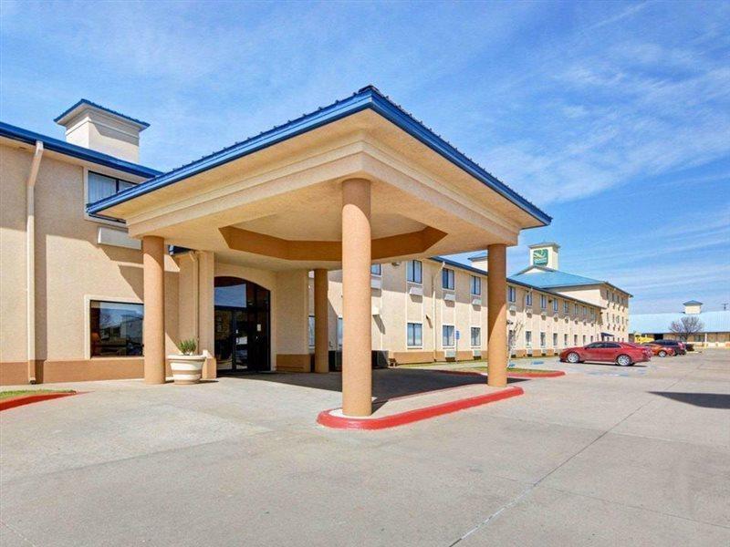 Quality Inn & Suites Wichita Falls I-44 Exteriör bild