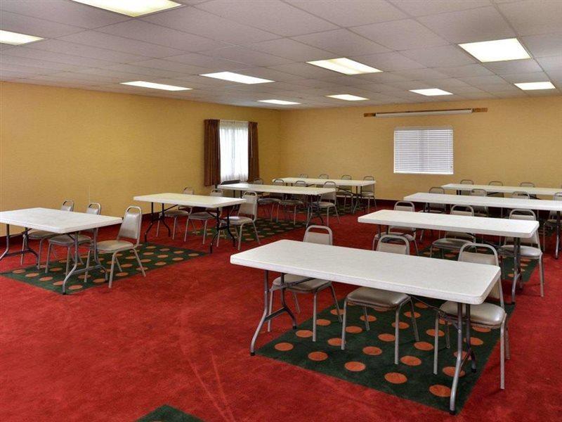 Quality Inn & Suites Wichita Falls I-44 Exteriör bild