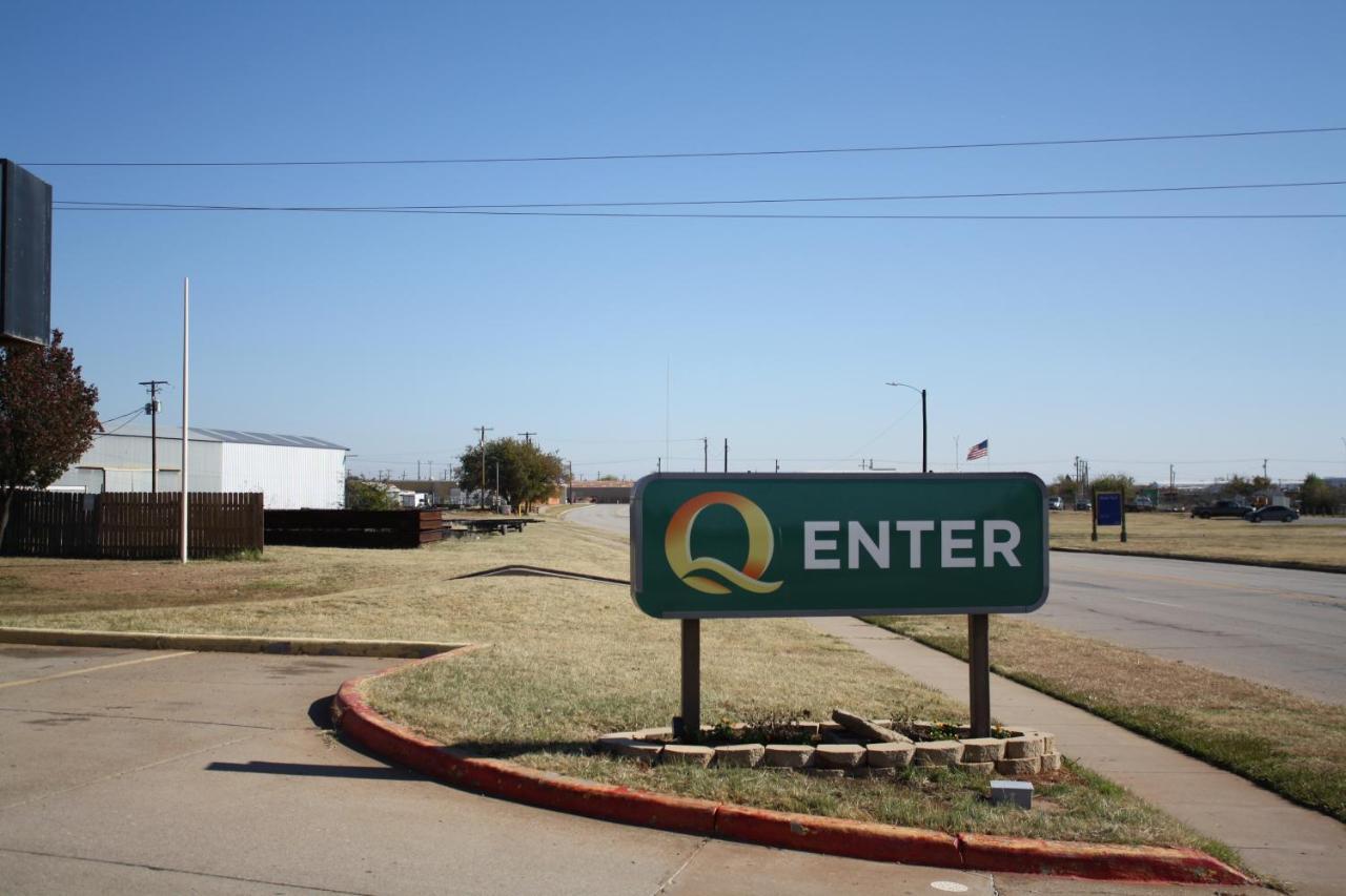 Quality Inn & Suites Wichita Falls I-44 Exteriör bild