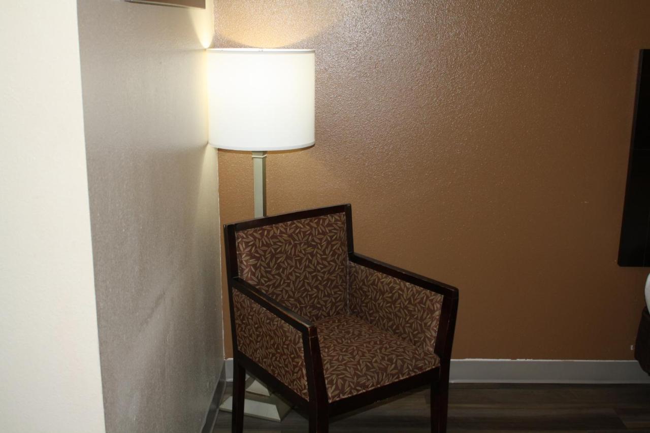 Quality Inn & Suites Wichita Falls I-44 Exteriör bild