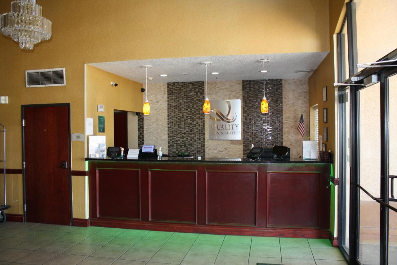 Quality Inn & Suites Wichita Falls I-44 Exteriör bild