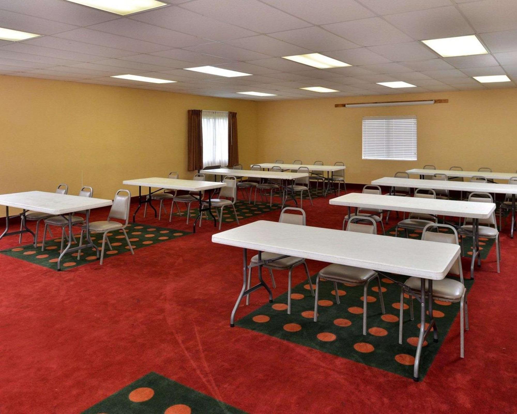 Quality Inn & Suites Wichita Falls I-44 Exteriör bild