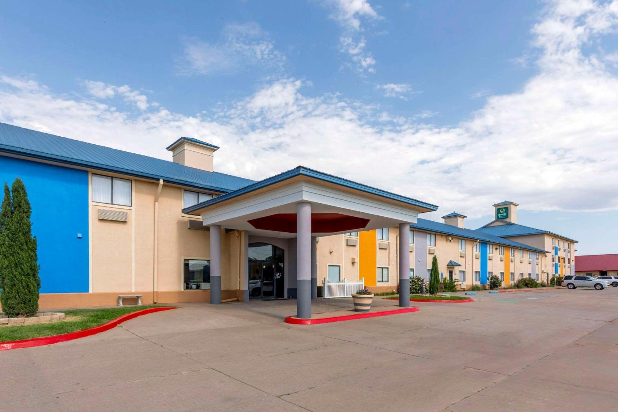 Quality Inn & Suites Wichita Falls I-44 Exteriör bild