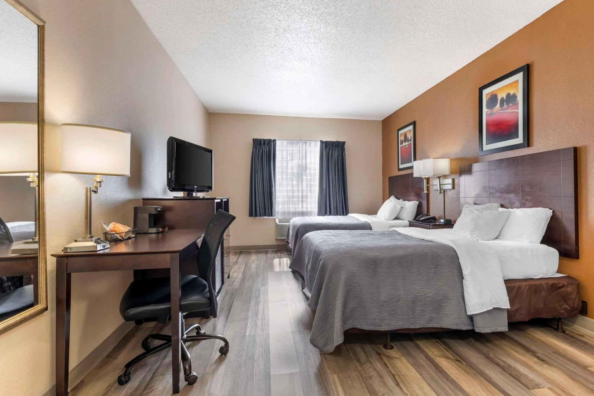 Quality Inn & Suites Wichita Falls I-44 Exteriör bild