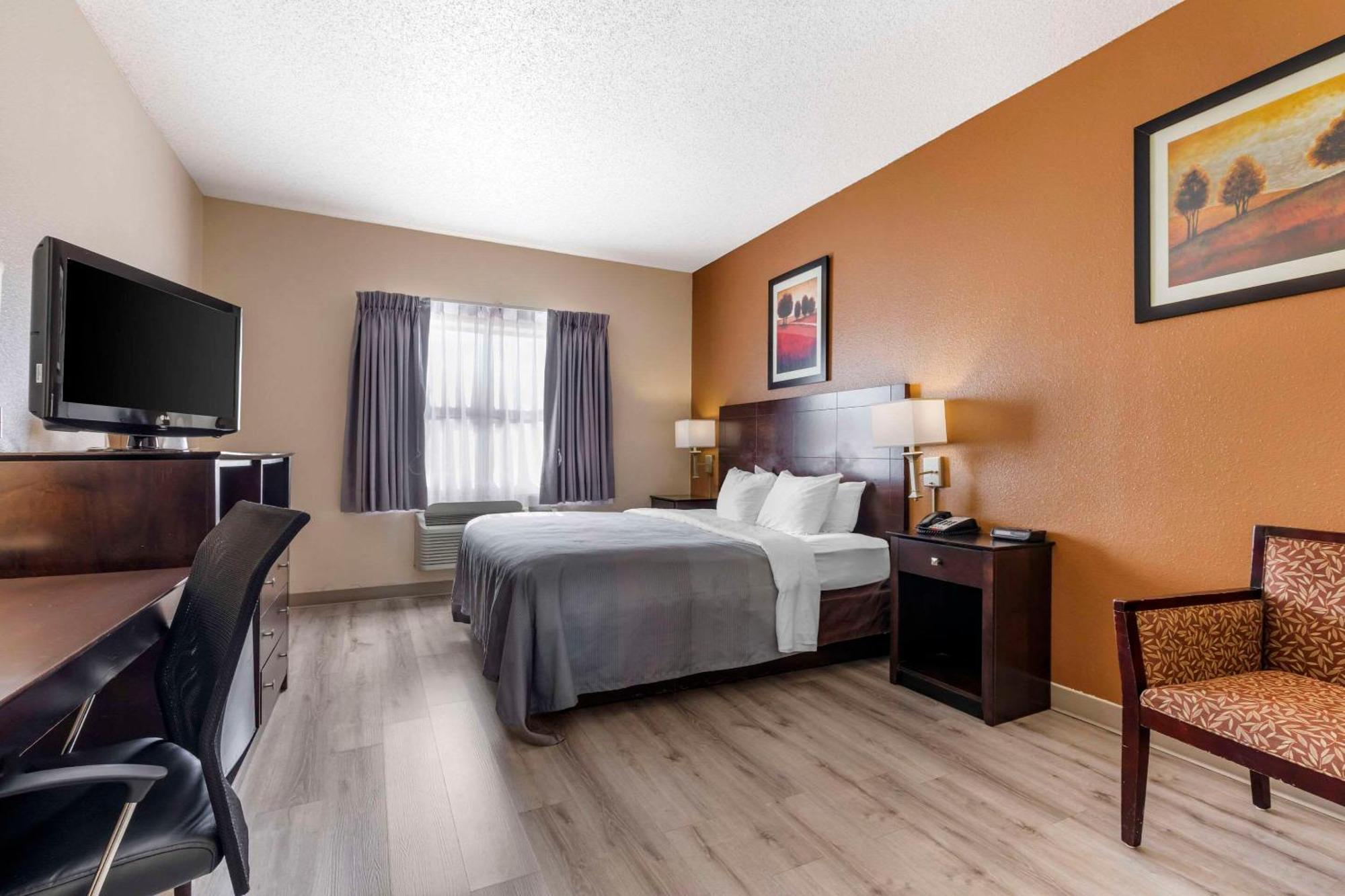 Quality Inn & Suites Wichita Falls I-44 Exteriör bild